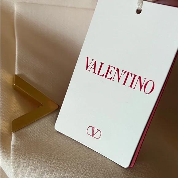 Valentino Garavani Cream Short Sleeve Mini Dress with Gold V Accents - Picture 8 of 8